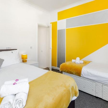 Cosy Anfield Guesthouse - Free Parking Liverpool Exterior foto